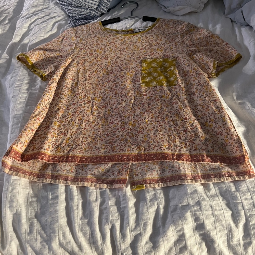 Madewell Button-Back Floral Top - Picture 4 of 5